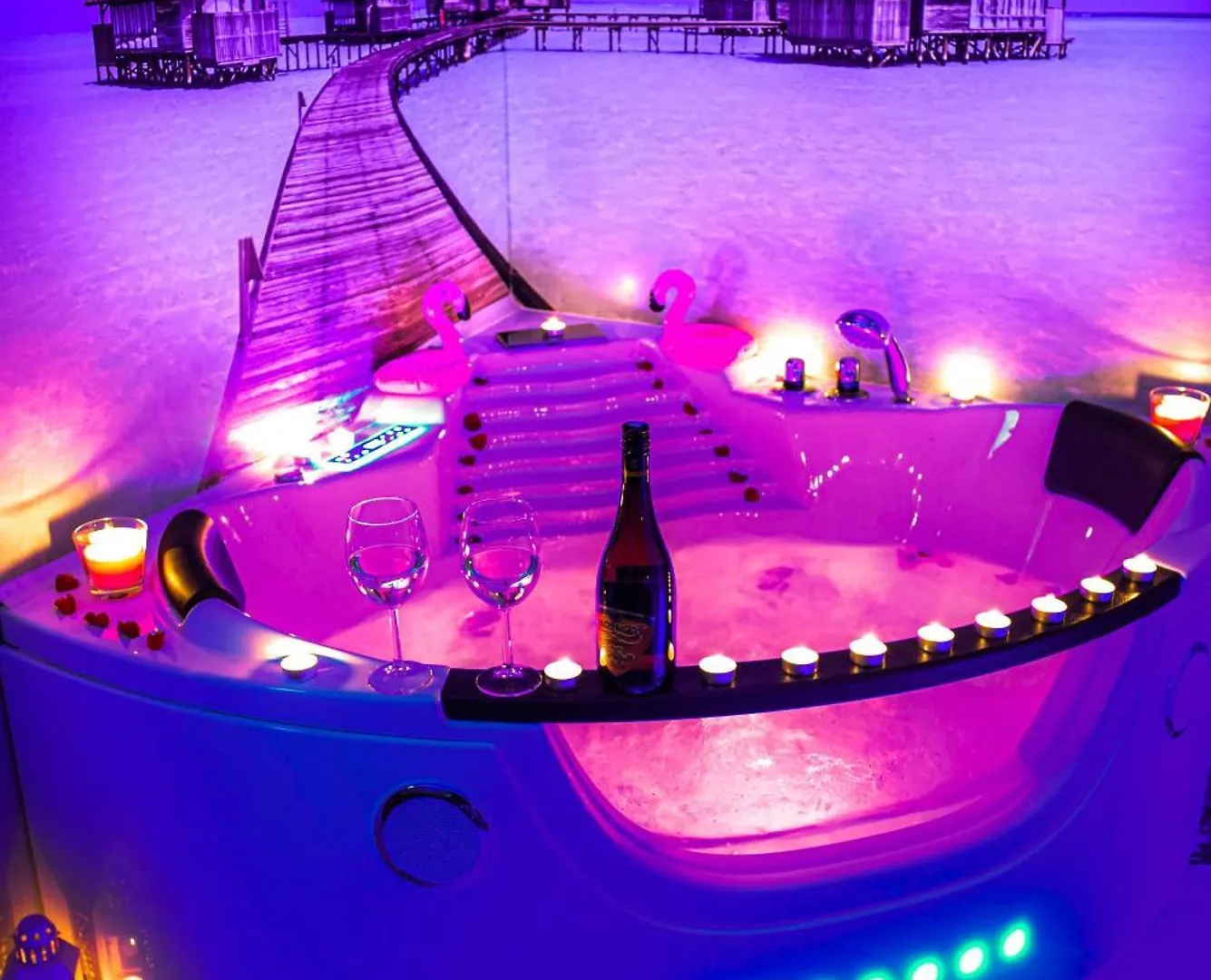 Hot Jacuzzi In Cracow Apartment Krakow